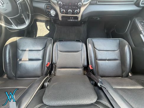 Used 2022 RAM 1500 Laramie AWD/4WD image 28