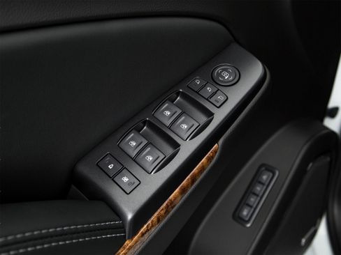 Used 2017 Chevrolet Tahoe Premier RWD image 13