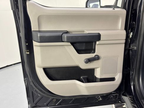 Used 2022 Ford F250 XL w/ STX Appearance Package image 35