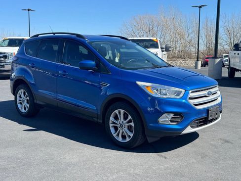 Used 2018 Ford Escape SEL w/ Canadian Touring Package image 9