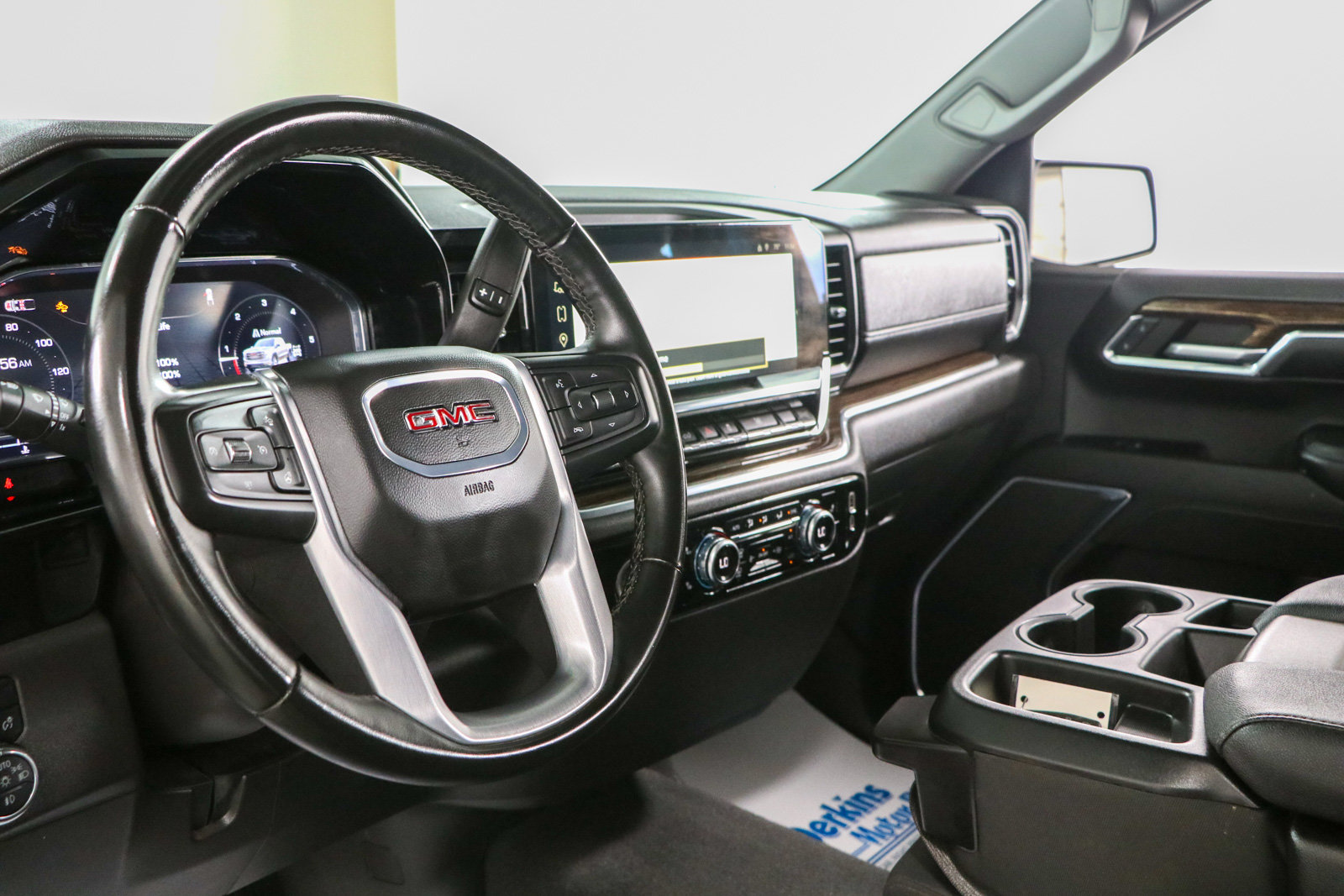 Used 2024 GMC Sierra 1500 Elevation AWD/4WD image 23