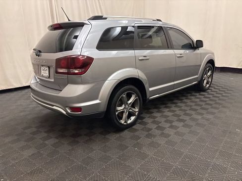 Used 2017 Dodge Journey Crossroad FWD image 5