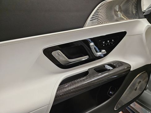 Used 2025 Mercedes-Benz AMG GT 63 image 14
