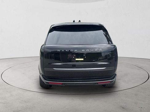 New 2026 Land Rover Range Rover Long Wheelbase SE AWD/4WD image 4