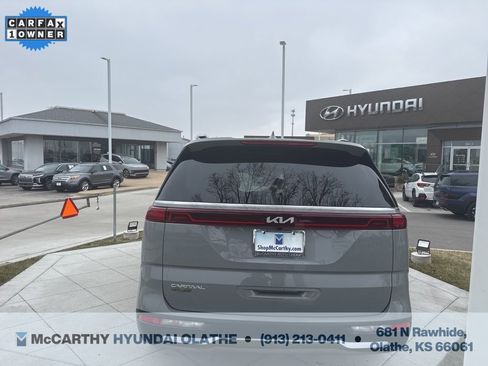 Used 2024 Kia Carnival SX Prestige image 11