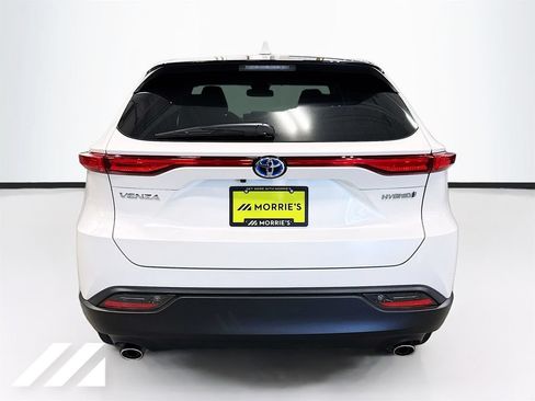 Used 2021 Toyota Venza LE w/ Carpet Mat Package (TMS) AWD/4WD image 6