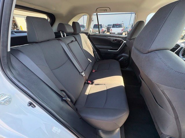 Used 2025 Toyota RAV4 LE AWD/4WD image 25