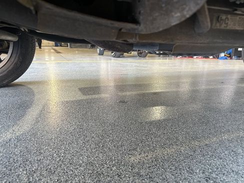 Used 2018 GMC Sierra 1500 SLT image 32