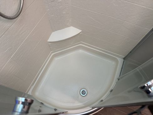 Used 2018 RAM 5500 SLT w/ Quick Order Package 29G SLT image 73