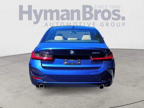 Used 2023 BMW 330i xDrive Sedan w/ Premium Package AWD/4WD image 4