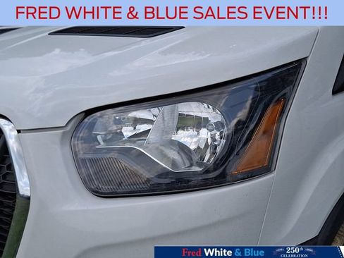 Certified 2025 Ford Transit 250 Low Roof w/ Exterior Upgrade Package RWD image 9