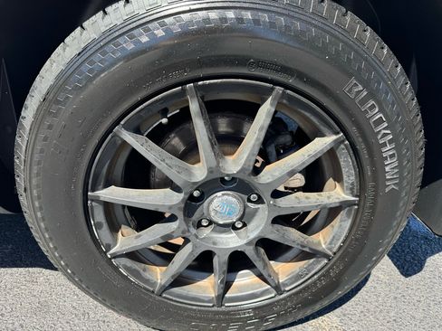 Used 2010 Ford Edge Limited image 14