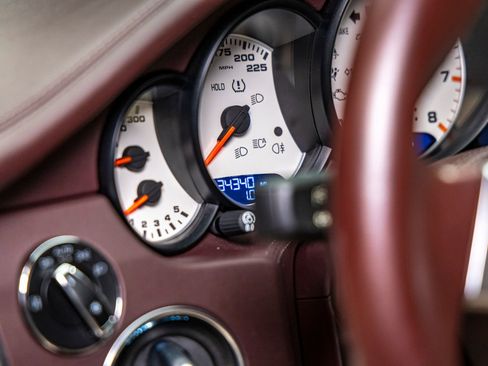 Used 2016 Porsche Panamera Turbo S image 40