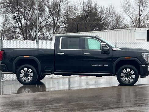 New 2026 GMC Sierra 2500 Denali w/ Technology Package AWD/4WD image 3