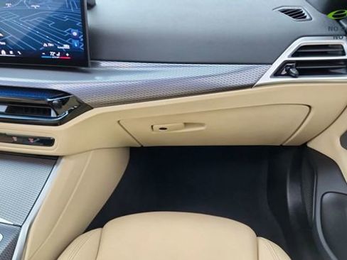 Used 2025 BMW i4 eDrive40 w/ Premium Package RWD image 37