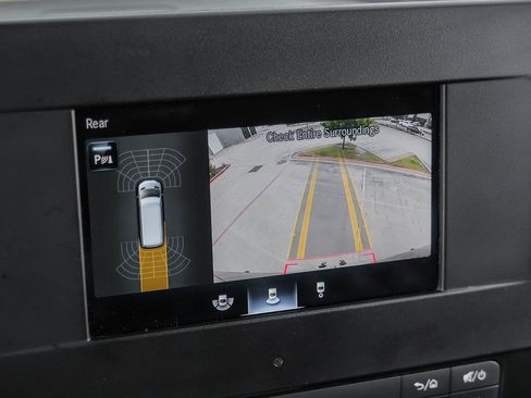 Used 2024 Mercedes-Benz Sprinter 3500 image 22