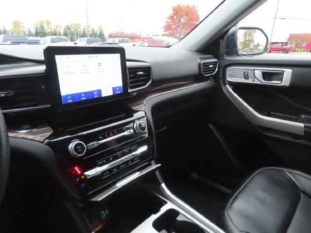 Used 2024 Ford Explorer Limited AWD/4WD image 38