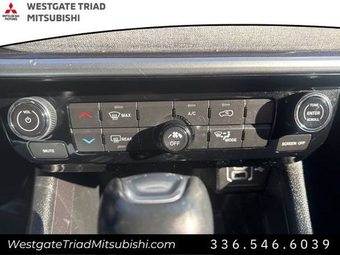 Used 2022 Jeep Compass Latitude AWD/4WD image 22