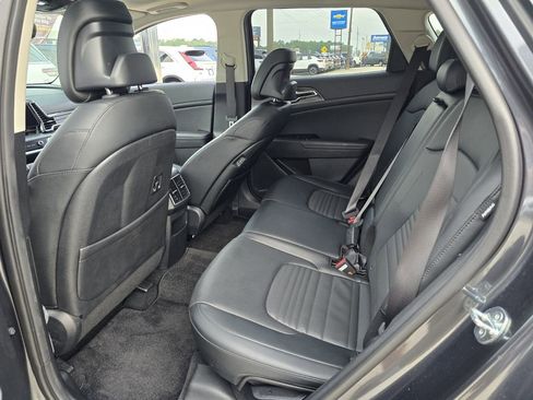Used 2024 Kia Sportage SX image 14