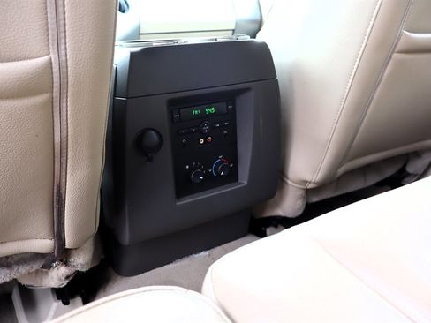 Used 2009 Ford Expedition EL 4WD image 23