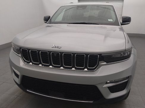 Used 2022 Jeep Grand Cherokee Limited 4xe w/ Luxury Tech Group II AWD/4WD image 15