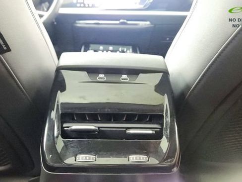 Used 2026 Audi A6 Premium Plus w/ Premium Plus Package AWD/4WD image 37
