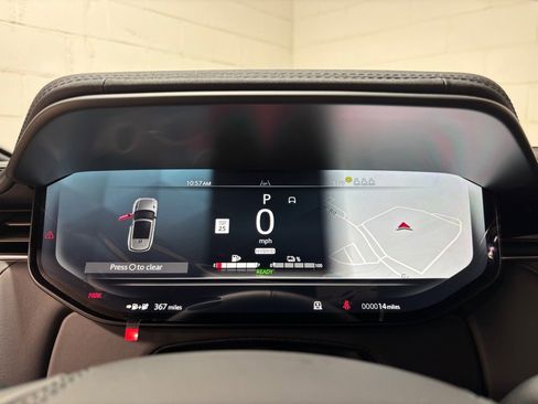 New 2025 Land Rover Range Rover Sport Dynamic SE image 17