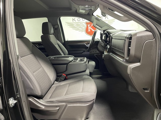Used 2024 Chevrolet Silverado 1500 LT AWD/4WD image 22