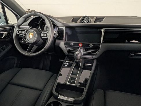 New 2026 Porsche Macan AWD/4WD image 22