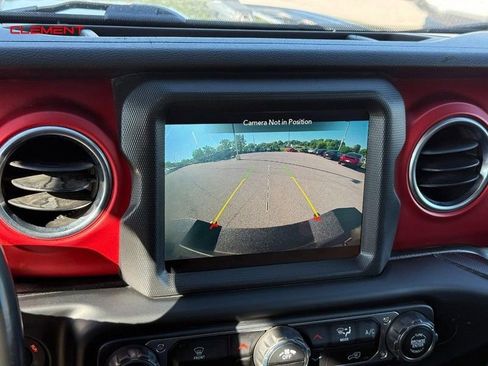 Used 2021 Jeep Wrangler Unlimited Rubicon AWD/4WD image 24