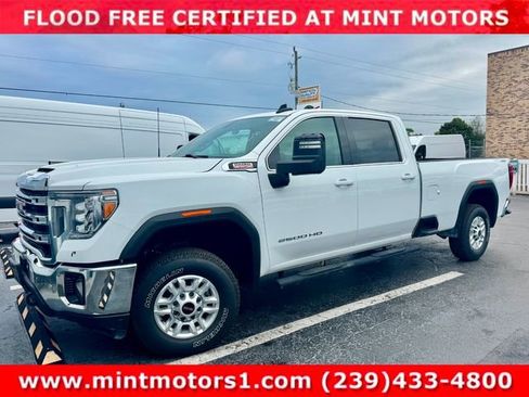 Used 2022 GMC Sierra 2500 SLE w/ SLE Convenience Package image 1