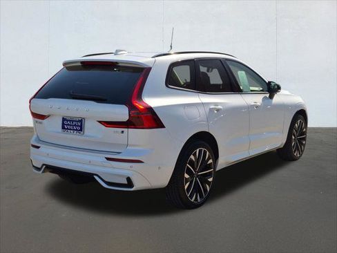 Used 2026 Volvo XC60 B5 Ultra w/ Climate Package PRO AWD/4WD image 5