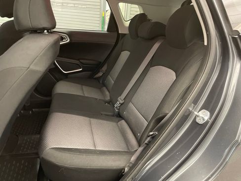 Used 2022 Kia Soul LX FWD image 21
