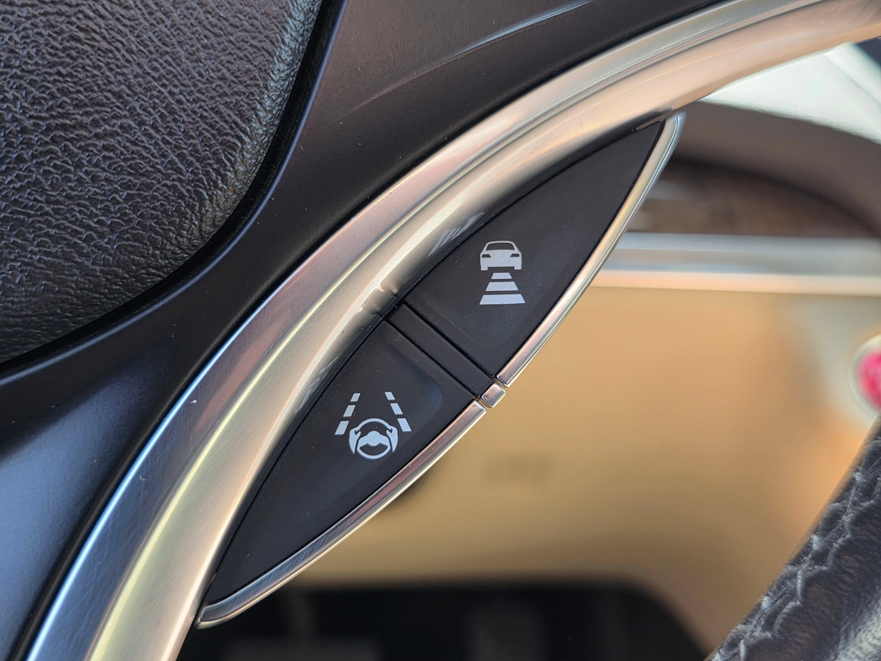 Used 2018 Acura MDX FWD image 33