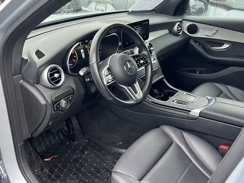 Used 2022 Mercedes-Benz GLC 300 4MATIC image 9