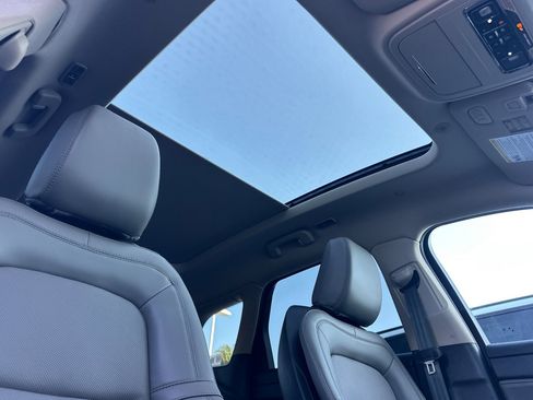 New 2025 Lincoln Corsair Reserve image 16