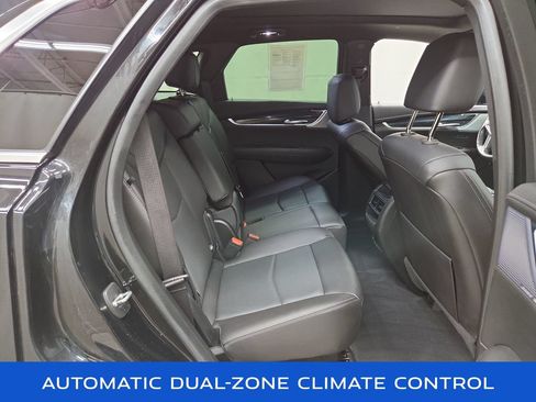 Used 2023 Cadillac XT5 Premium Luxury AWD/4WD image 11