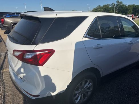 Used 2019 Chevrolet Equinox LT w/ LPO, Blackout Package AWD/4WD image 12
