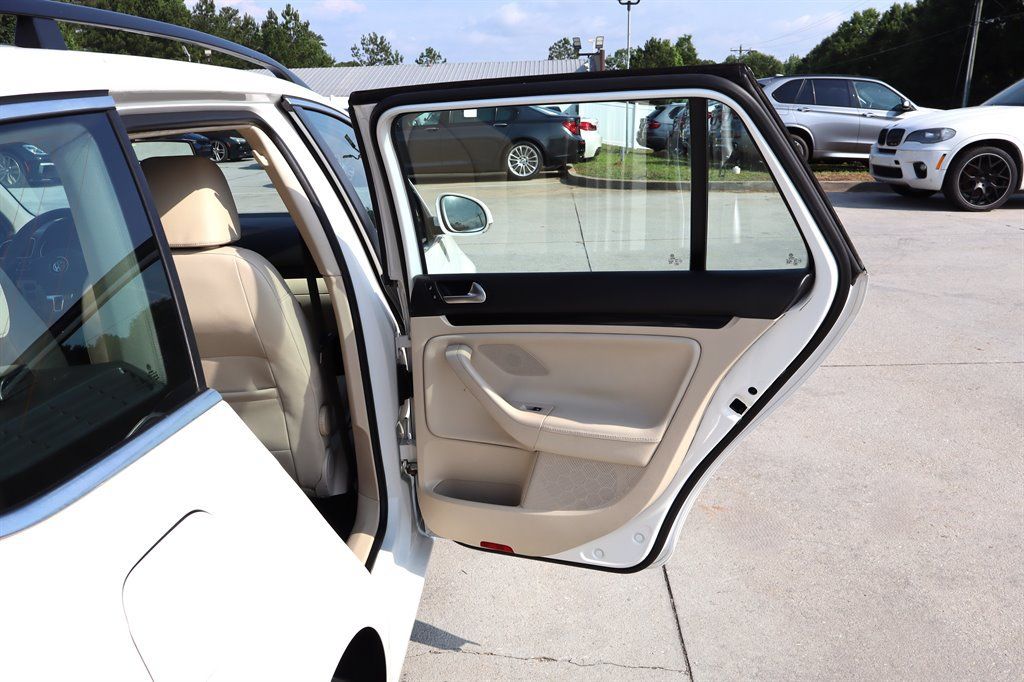 Used 2012 Volkswagen Jetta TDI FWD image 28