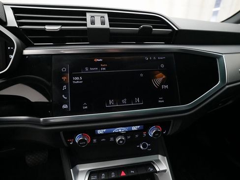 Used 2025 Audi Q3 2.0T Premium image 6