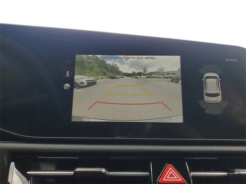 New 2025 Kia Niro SX Touring image 29