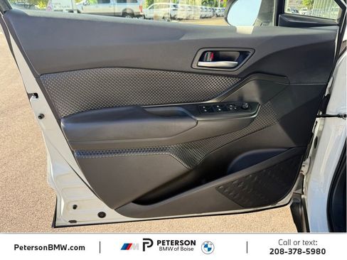 Used 2019 Toyota C-HR LE FWD image 15