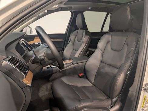 Used 2024 Volvo XC90 T8 Plus w/ Protection Package image 13