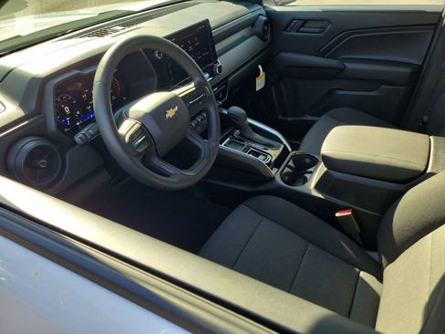 New 2026 Chevrolet Colorado W/T image 3