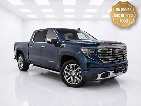 Used 2024 GMC Sierra 1500 Denali w/ Denali Reserve Package AWD/4WD image 3
