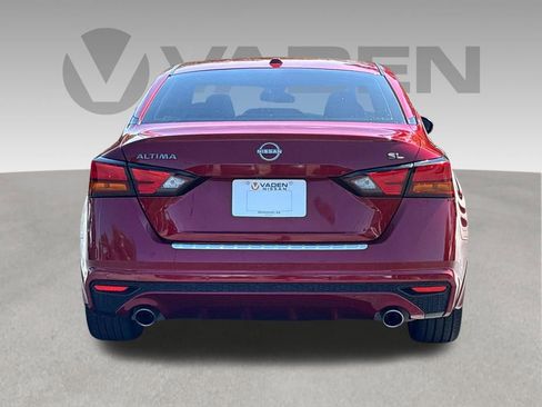 Used 2023 Nissan Altima 2.5 SL FWD image 23
