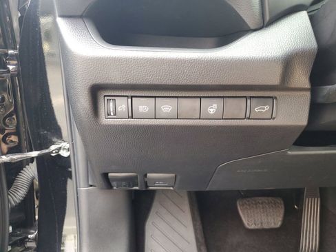 Used 2024 Toyota RAV4 XLE Premium image 24