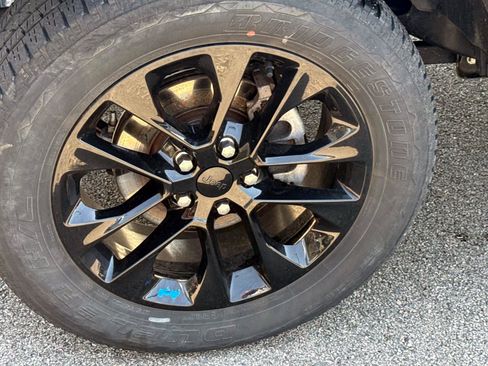 Used 2023 Jeep Wrangler Unlimited Sahara w/ Cold Weather Group image 5