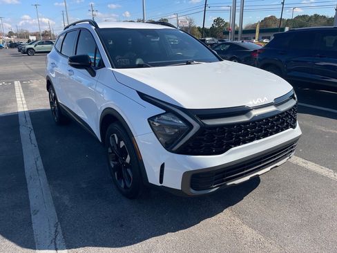 Used 2023 Kia Sportage X-Line image 3