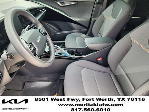 New 2026 Kia Niro LX FWD image 9